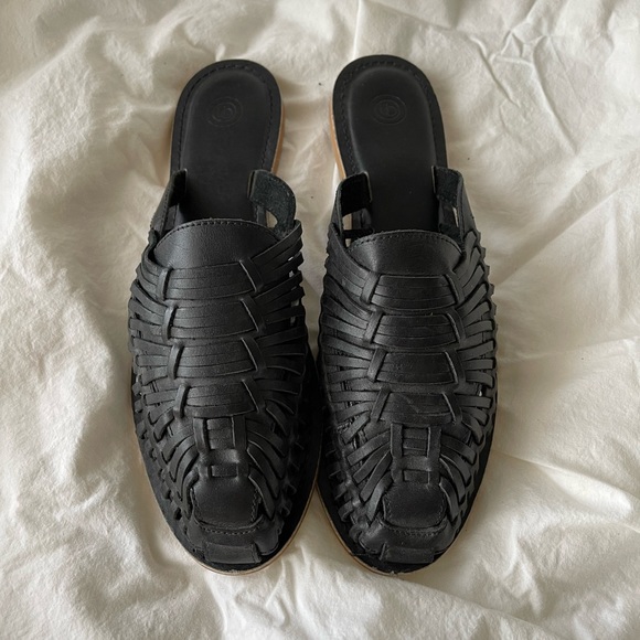 Urban Outfitters Shoes Urban Outfitters Woven Sandals Poshmark